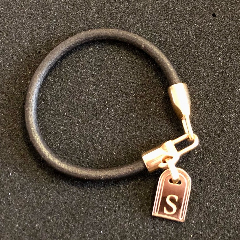 Rose colored bronze and leather luggage tag “s” initial bracelet 7.5 inches